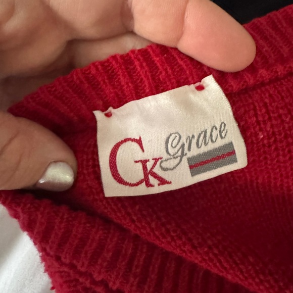 Vintage Grace Red Knit Sweater - Picture 2 of 3